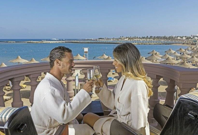 جناح إدارى مطل على البحر, Sunrise Mamlouk Palace Resort