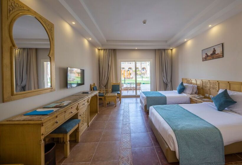 غرفة قياسية مطلّة علي الحديقة, Sunrise Mamlouk Palace Resort