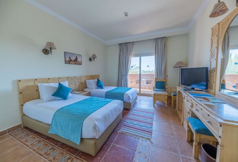 غرفة قياسية مطلّة علي الحديقة, Sunrise Mamlouk Palace Resort