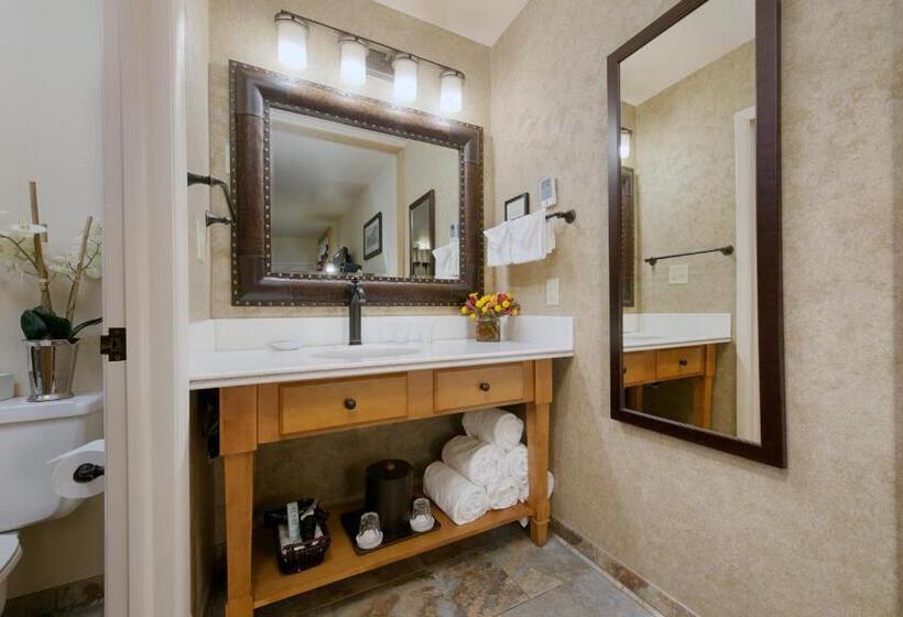 اتاق استاندارد اینتریور, The Rockwell Inn