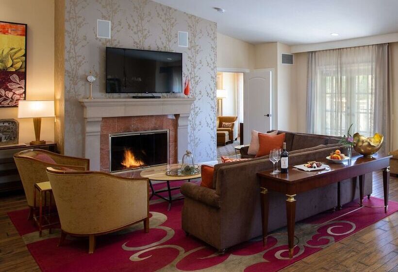 Presidential Suite, The Meritage Resort And Spa