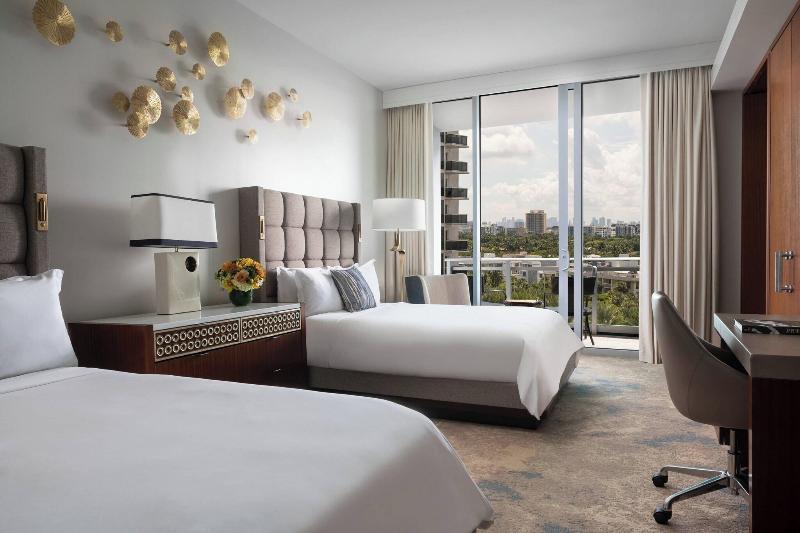 اتاق استاندارد با تخت دو نفره بزرگ, The Ritzcarlton Bal Harbour, Miami