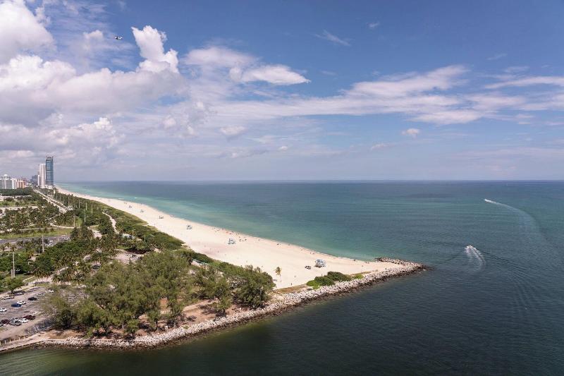 اتاق استاندارد با تخت بزرگ, The Ritzcarlton Bal Harbour, Miami