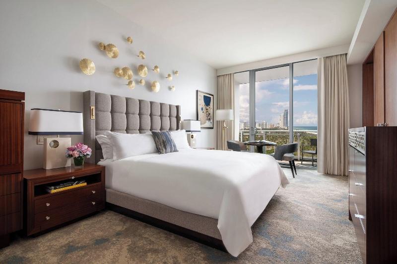 اتاق استاندارد با تخت بزرگ, The Ritzcarlton Bal Harbour, Miami