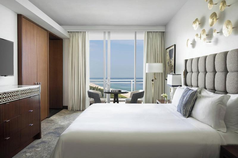 اتاق استاندارد با چشم‌انداز, The Ritzcarlton Bal Harbour, Miami