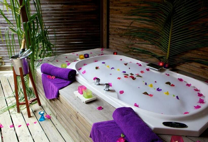 ویلای 1 خوابه, Kuredu Island Resort & Spa