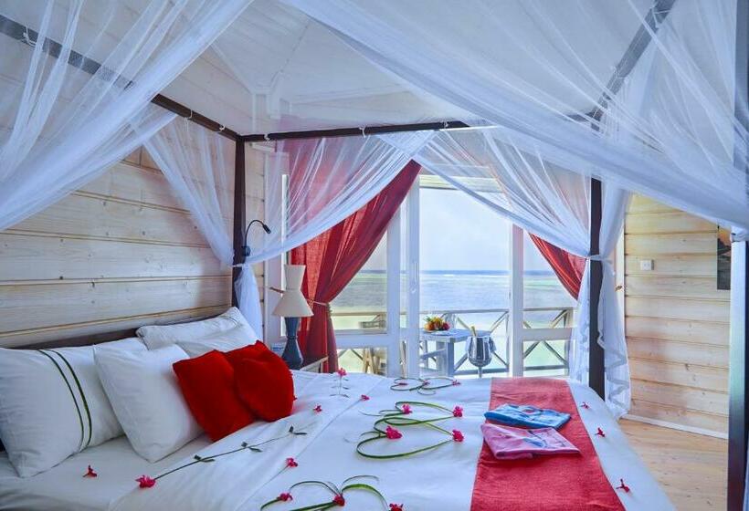 سوییت با چشم‌انداز دریا, Kuredu Island Resort & Spa