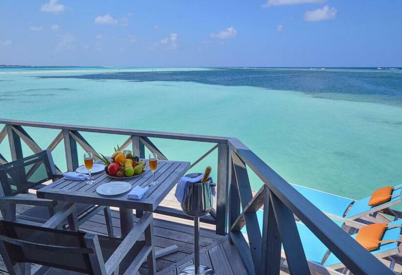 سوییت با چشم‌انداز دریا, Kuredu Island Resort & Spa