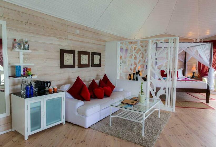 سوییت با چشم‌انداز دریا, Kuredu Island Resort & Spa