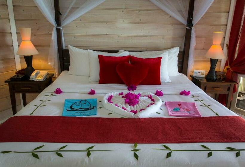 سوییت با چشم‌انداز دریا, Kuredu Island Resort & Spa