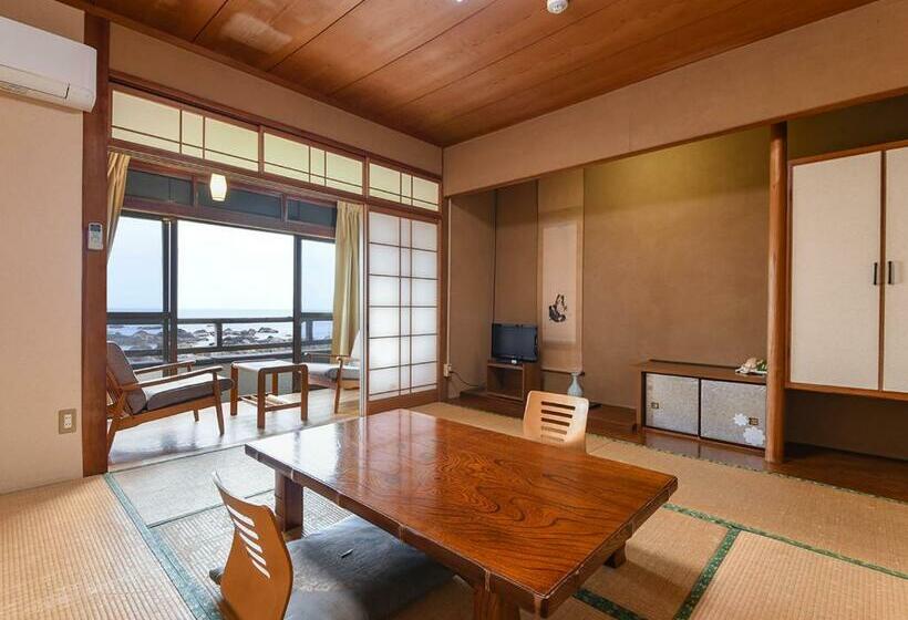 اتاق استاندارد چهار تخته, Misaki Kanko