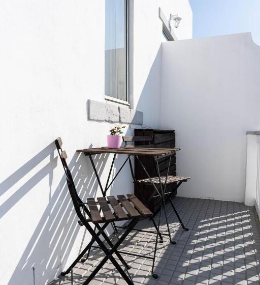 اتاق استاندارد با بالکن, Downtown Loule