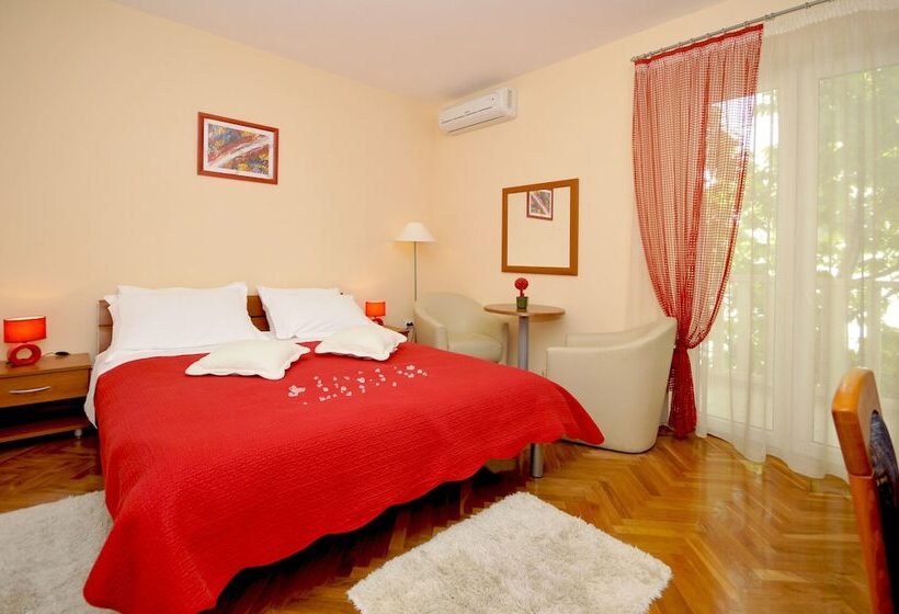 스탠다드 발코니 룸, Apartmani Trogir