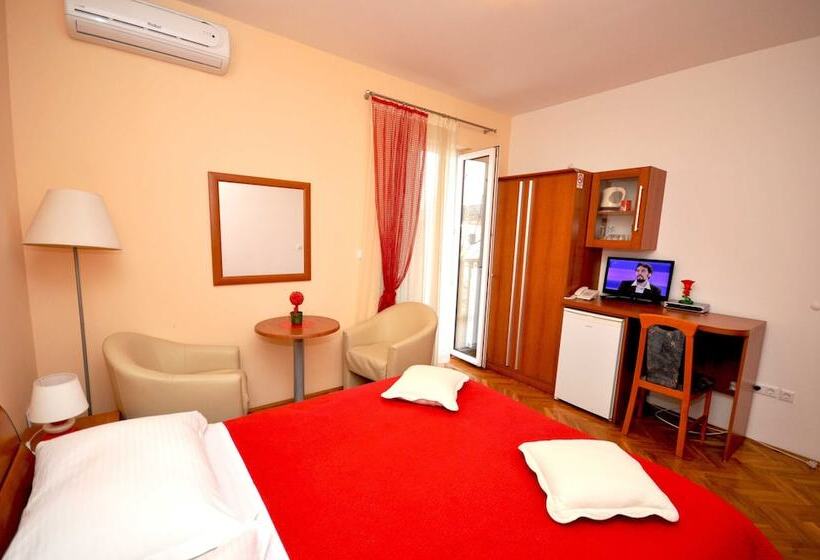 스탠다드 발코니 룸, Apartmani Trogir