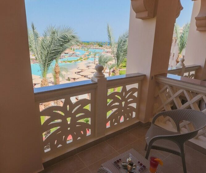 اتاق لوکس با چشم‌انداز دریا, Pickalbatros Palace   Aqua Park Hurghada
