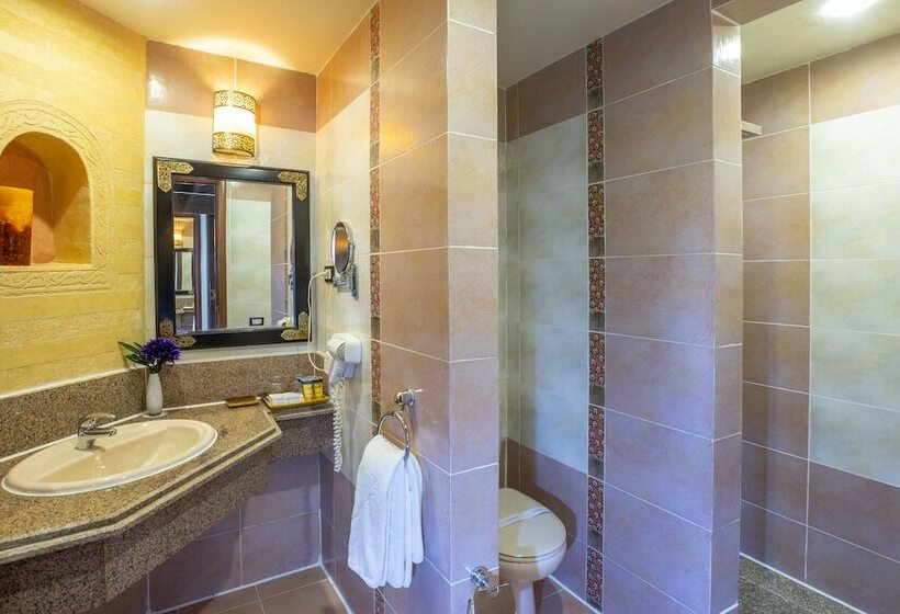 اتاق لوکس با چشم‌انداز دریا, Pickalbatros Palace   Aqua Park Hurghada