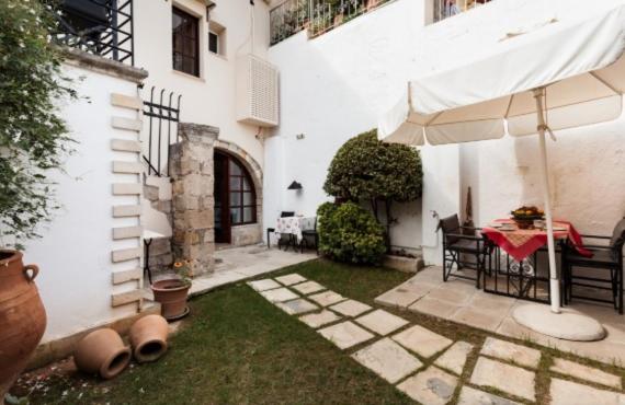 디럭스 스튜디오, Calergi Residence Monthly Offers