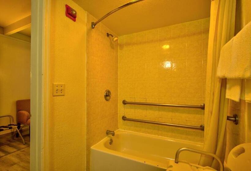 اتاق دلوکس مخصوص معلولین, Clearwater