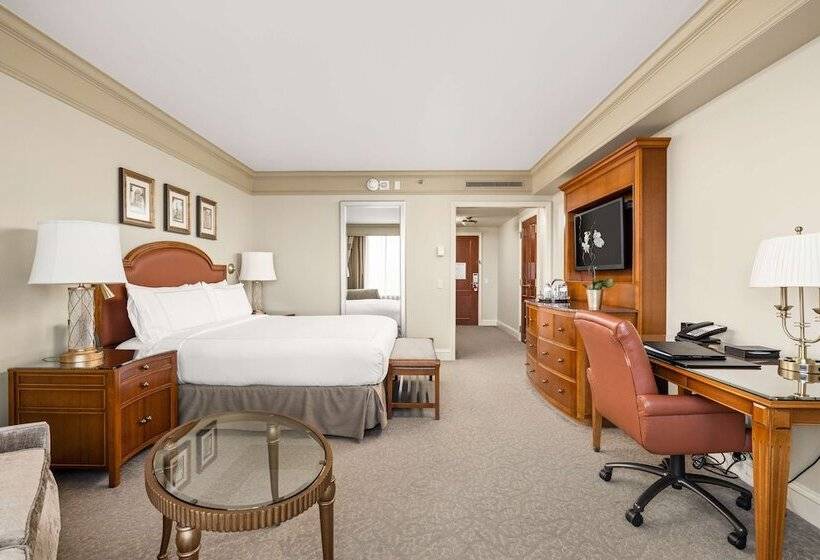 Deluxe Room Adapted for people with reduced mobility, Conrad Indianapolis