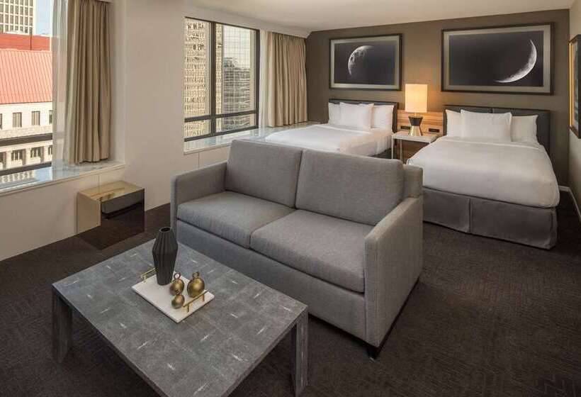 اتاق سوپریور, Conrad Indianapolis
