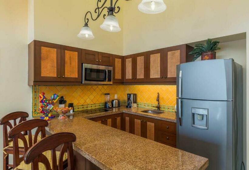 سوئیت مستر, Hacienda Encantada Resort & Residences