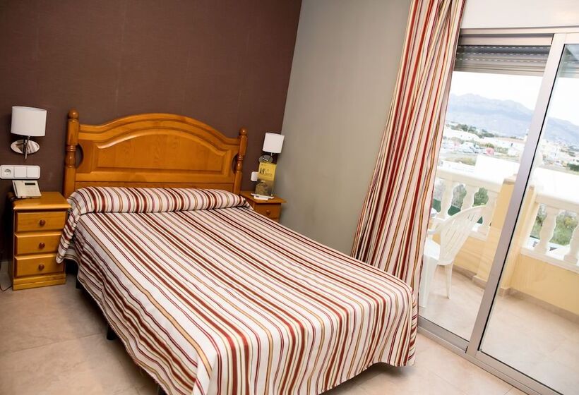 اتاق استاندارد یک نفره, Noguera El Albir