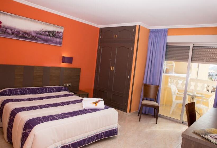 اتاق استاندارد با بالکن, Noguera El Albir