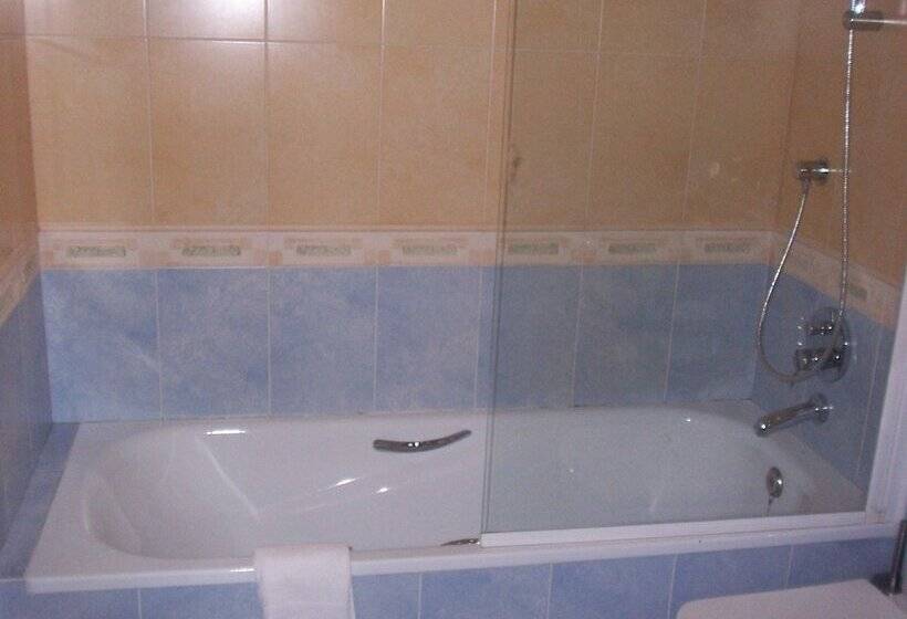 اتاق استاندارد, O Noso Portosin