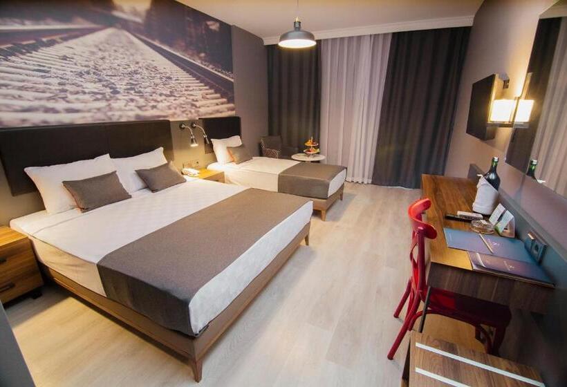 اتاق استاندارد سه نفره, Ramira City Hotel   Adult Only
