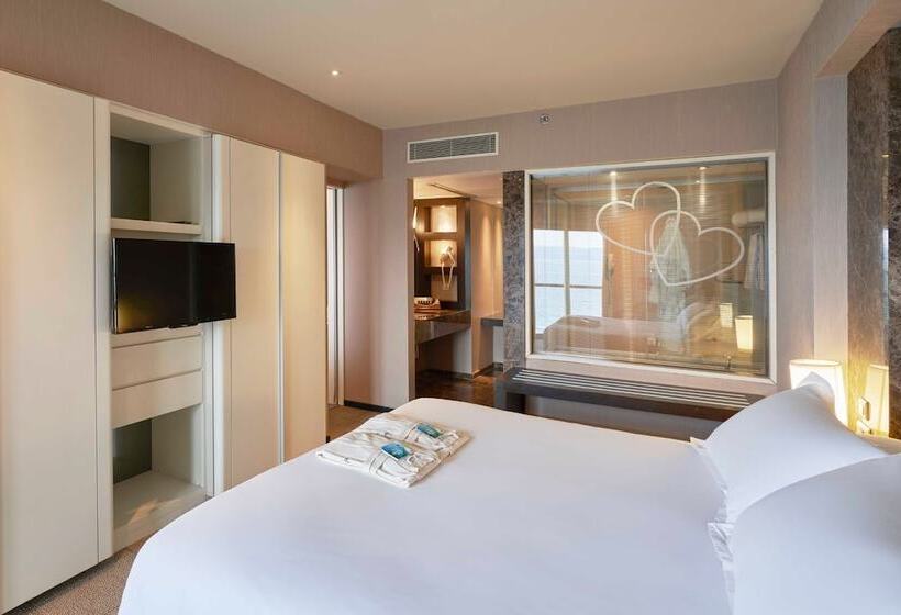 Senior Suite, Richmond Nua Wellnessspa