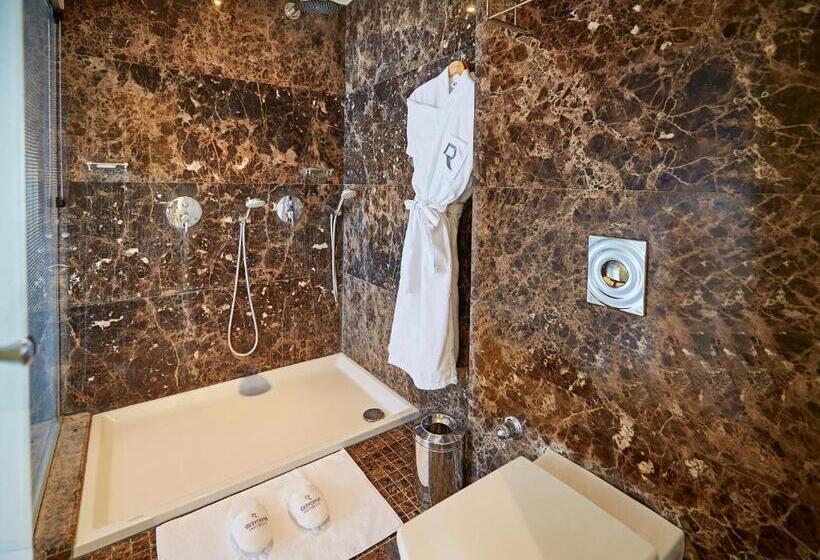 سوئیت سینیور, Richmond Nua Wellness Spa   Adult Only