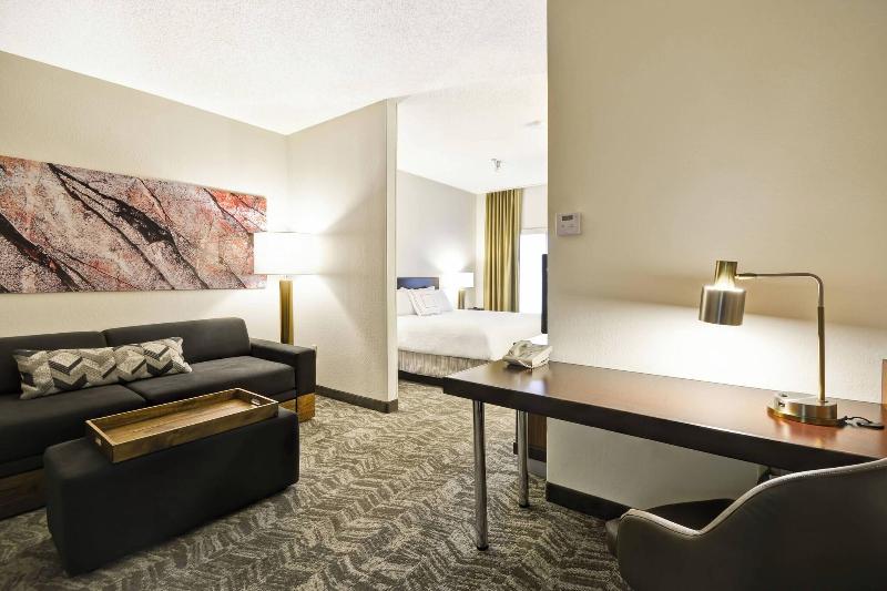 キングサイズベッドのスイートルーム, Staybridge Suites San Antonio Downtown Convention Center, An Ihg