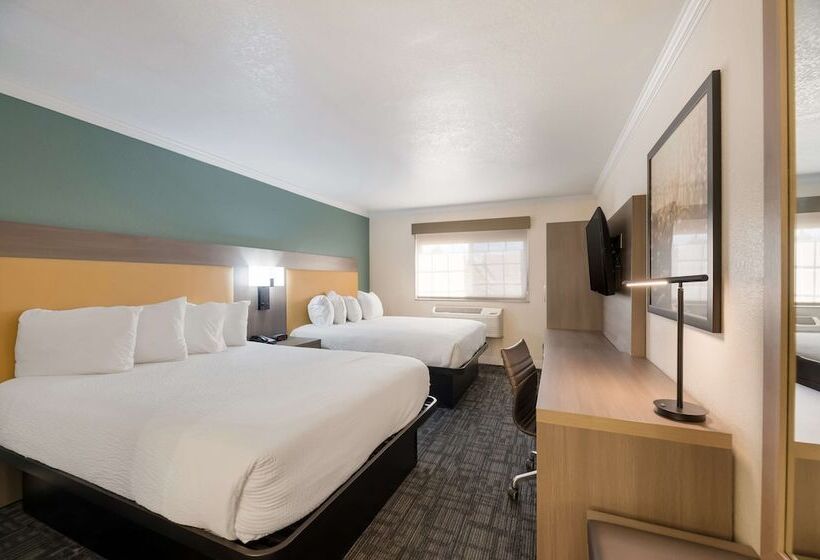 带2个双人床的标准工作室, Comfort Inn