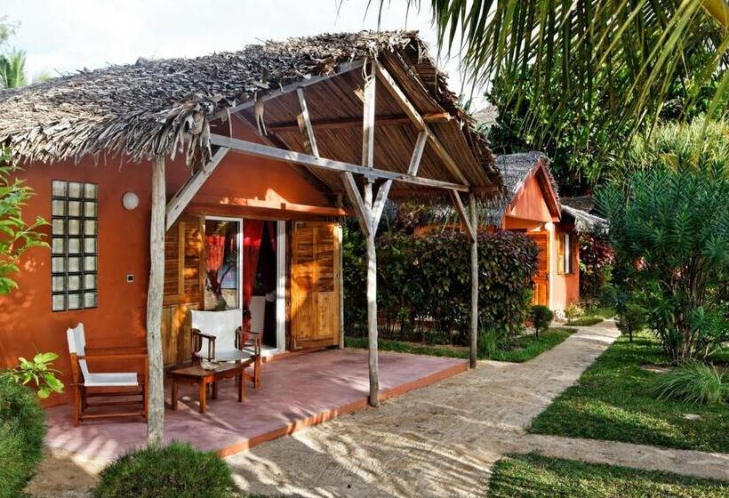 بانگلوی استاندارد, Vanivola & Spa
