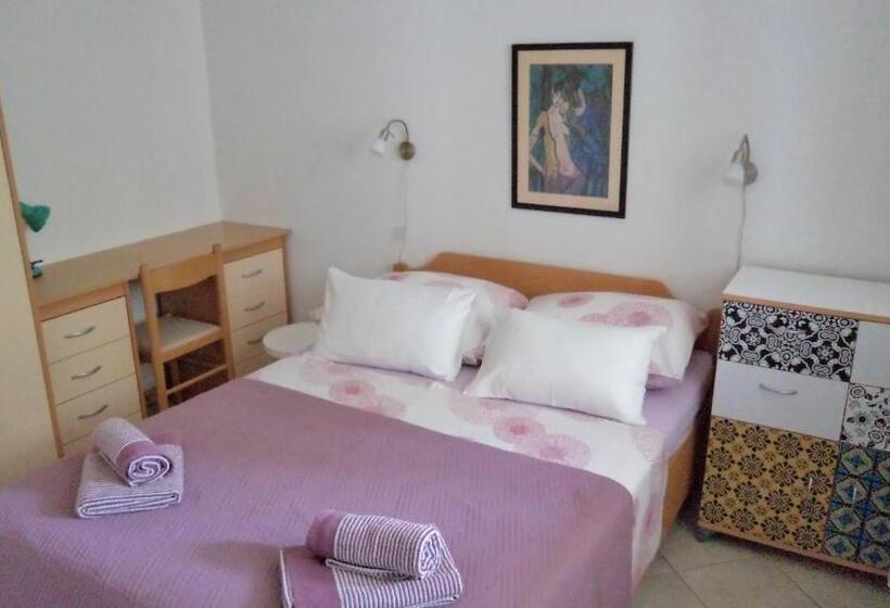 آپارتمان 1 خوابه با چشم‌انداز باغ, Villa Elly