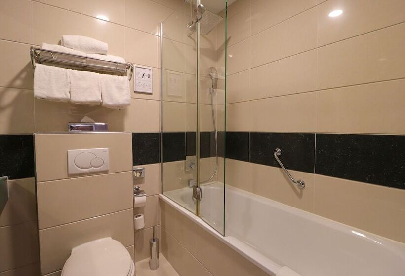 اتاق استاندارد سه نفره, Xo Hotels Blue Square