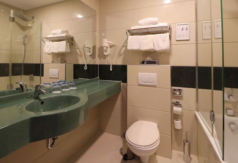 اتاق استاندارد سه نفره, Xo Hotels Blue Square