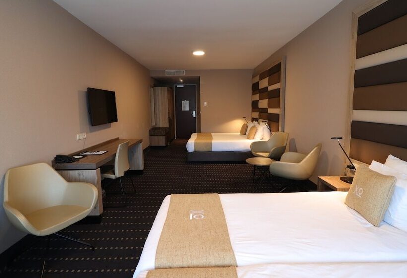 اتاق استاندارد چهار تخته, Xo Hotels Blue Square
