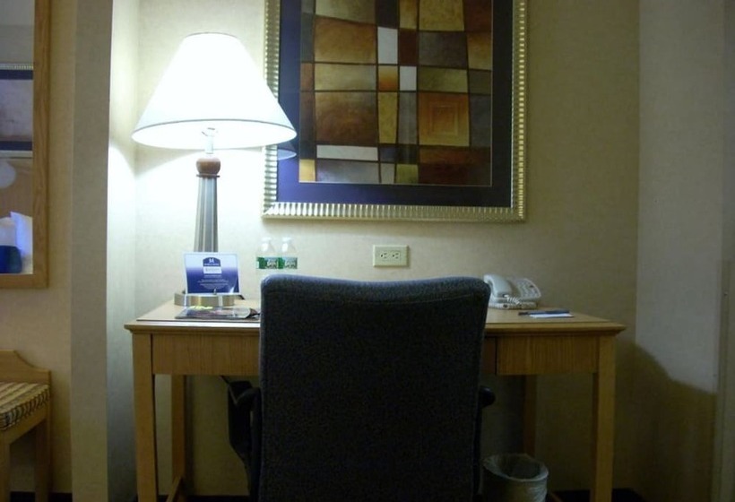 اتاق لوکس, Marco Laguardia Hotel & Suites