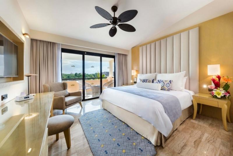 سوییت با چشم‌انداز باغ, Grand Palladium White Sand Resort & Spa   All Inclusive