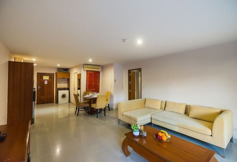 سوییت جونیور با چشم‌انداز استخر, Bella Villa Cabana