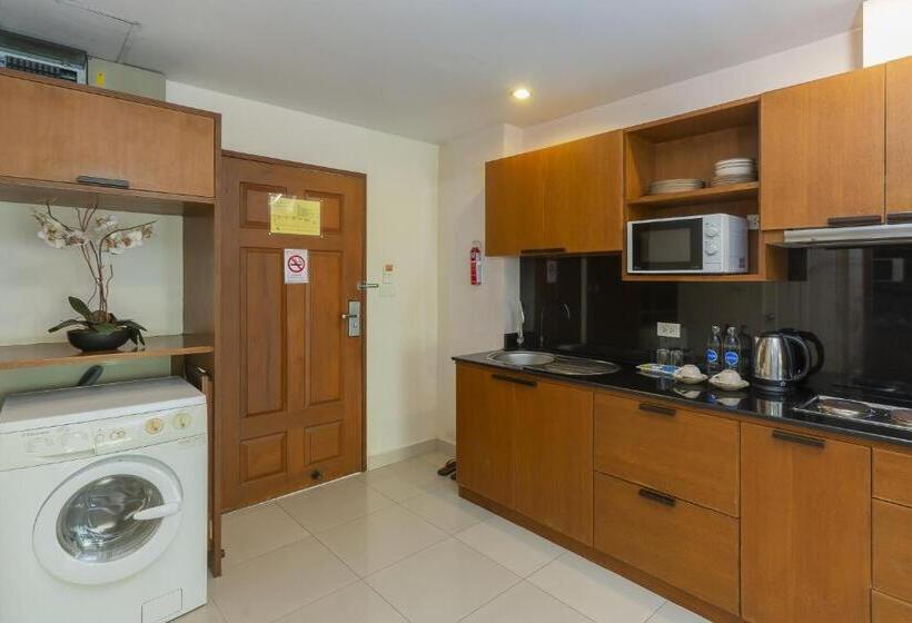 سوییت جونیور با چشم‌انداز استخر, Bella Villa Cabana