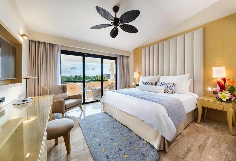 سوییت, Grand Palladium White Sand Resort & Spa   All Inclusive