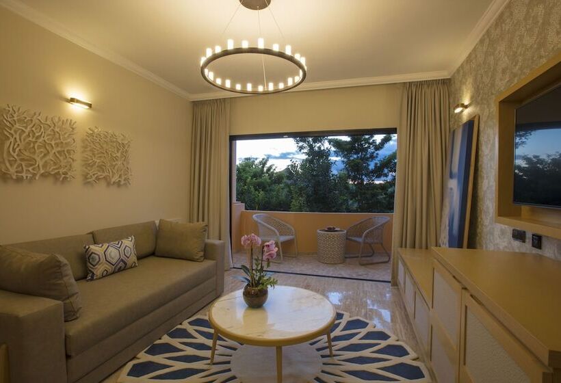 سوییت, Grand Palladium White Sand Resort & Spa   All Inclusive