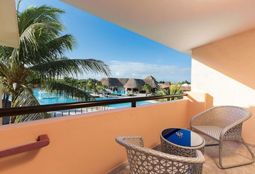 سوییت, Grand Palladium White Sand Resort & Spa   All Inclusive