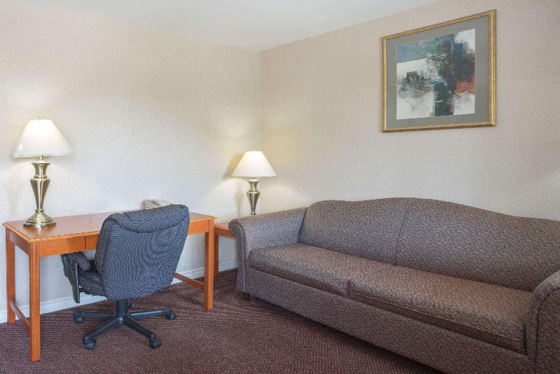سوئیت با تخت بزرگ, Hilton Garden Inn Springfield, Ma