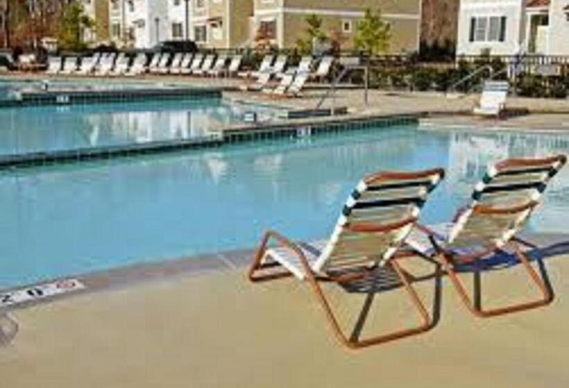 خانه 4 خوابه, King S Creek Resort By Endless Resorts