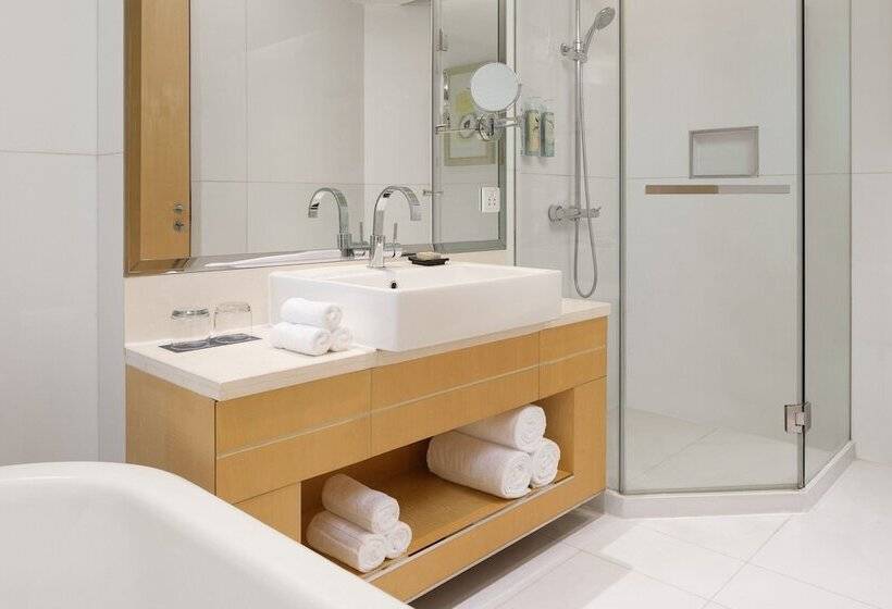 اتاق کلاب, Renaissance Shanghai Yu Garden Hotel On The Bund