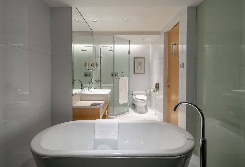 اتاق کلاب, Renaissance Shanghai Yu Garden Hotel On The Bund