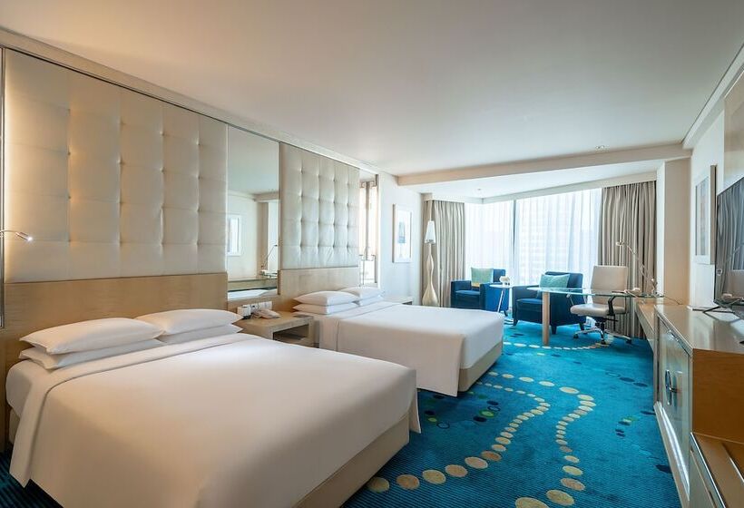 اتاق کلاب, Renaissance Shanghai Yu Garden Hotel On The Bund